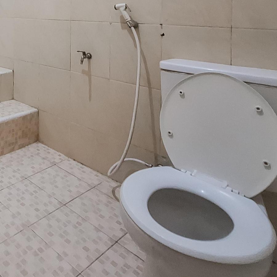 Reddoorz @ Hotel Arwana Safari Puncak Tagalbato Екстериор снимка
